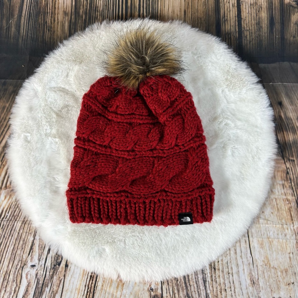 The North Face Women's Beanie Hat Red One Size Cable Knit Faux Fur Pom Pom Nice